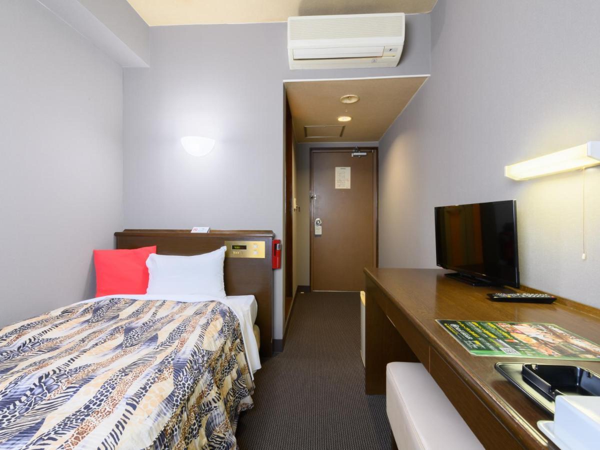 Tabist Iwata Station Hotel Экстерьер фото