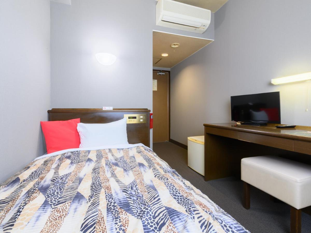 Tabist Iwata Station Hotel Экстерьер фото